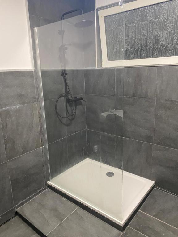 Pension Kluse I Alle Doppel Boxspringbetten Koennen Getrennt Und Als Einzelbett Aufgestellt Werden Iserlohn Exterior foto